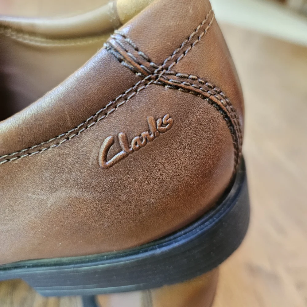 NEW! Clarks Brown Lace-up Oxfords Men's Size 10.5W